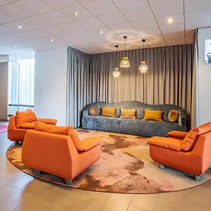 Crowne Plaza By Ihg Отель